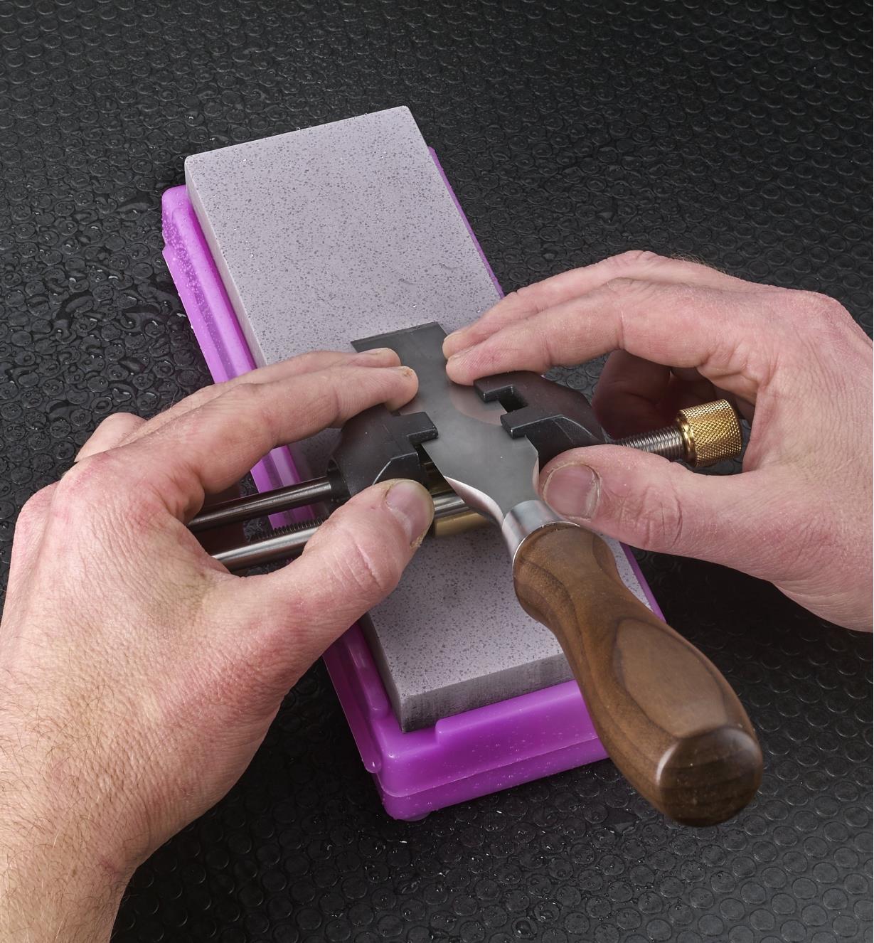 Shapton 5,000x Wine Ha-No-Kuromaku Ceramic Stone