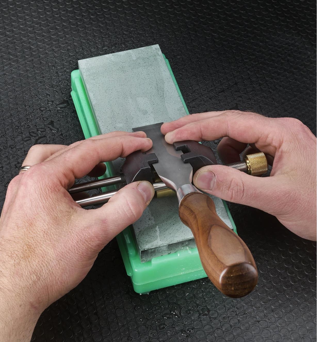 Shapton 8,000x Melon Ha-No-Kuromaku Ceramic Stone