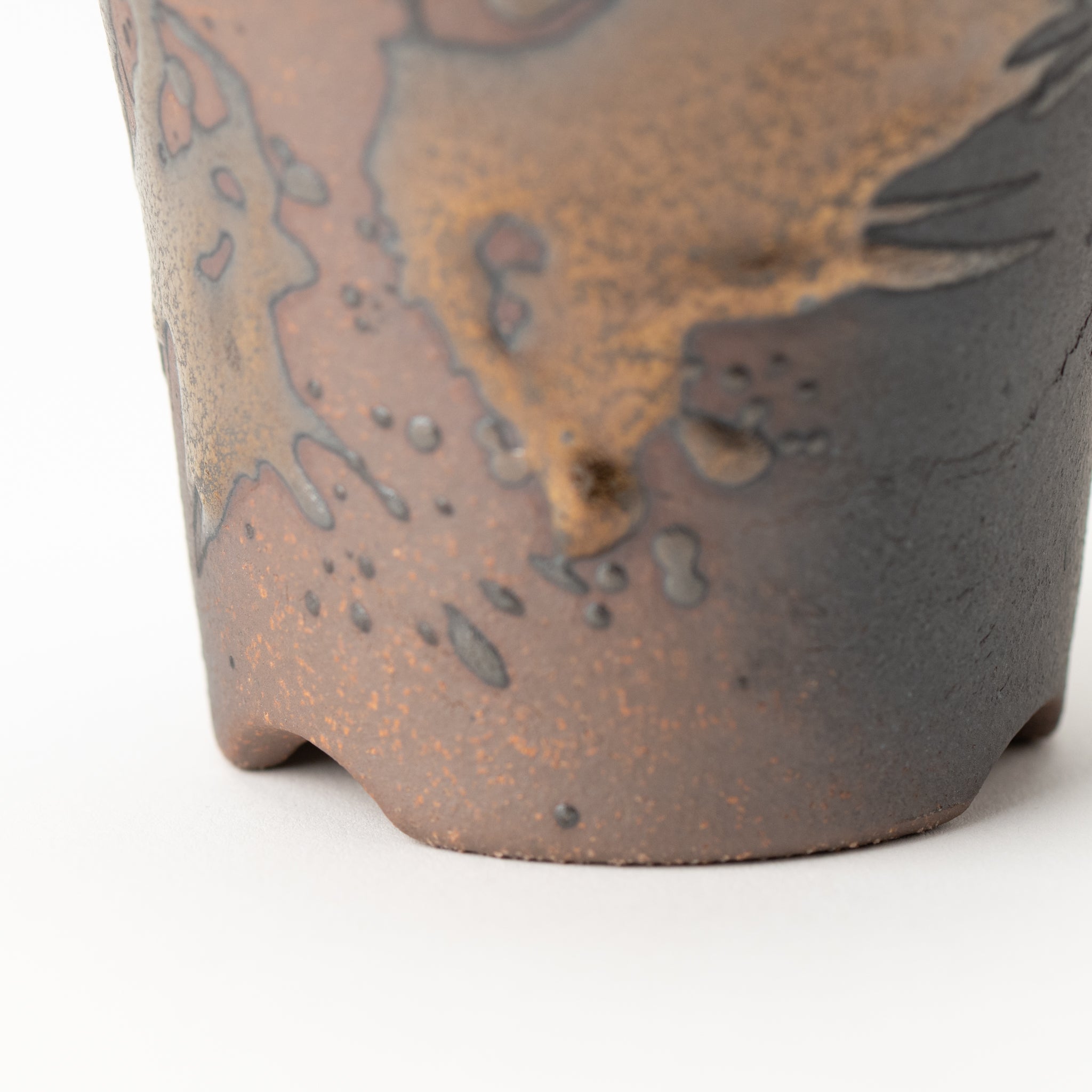 Naginowa Gold Paint Warped BANKO Ware Japanese Bonsai Pot 3.6in.