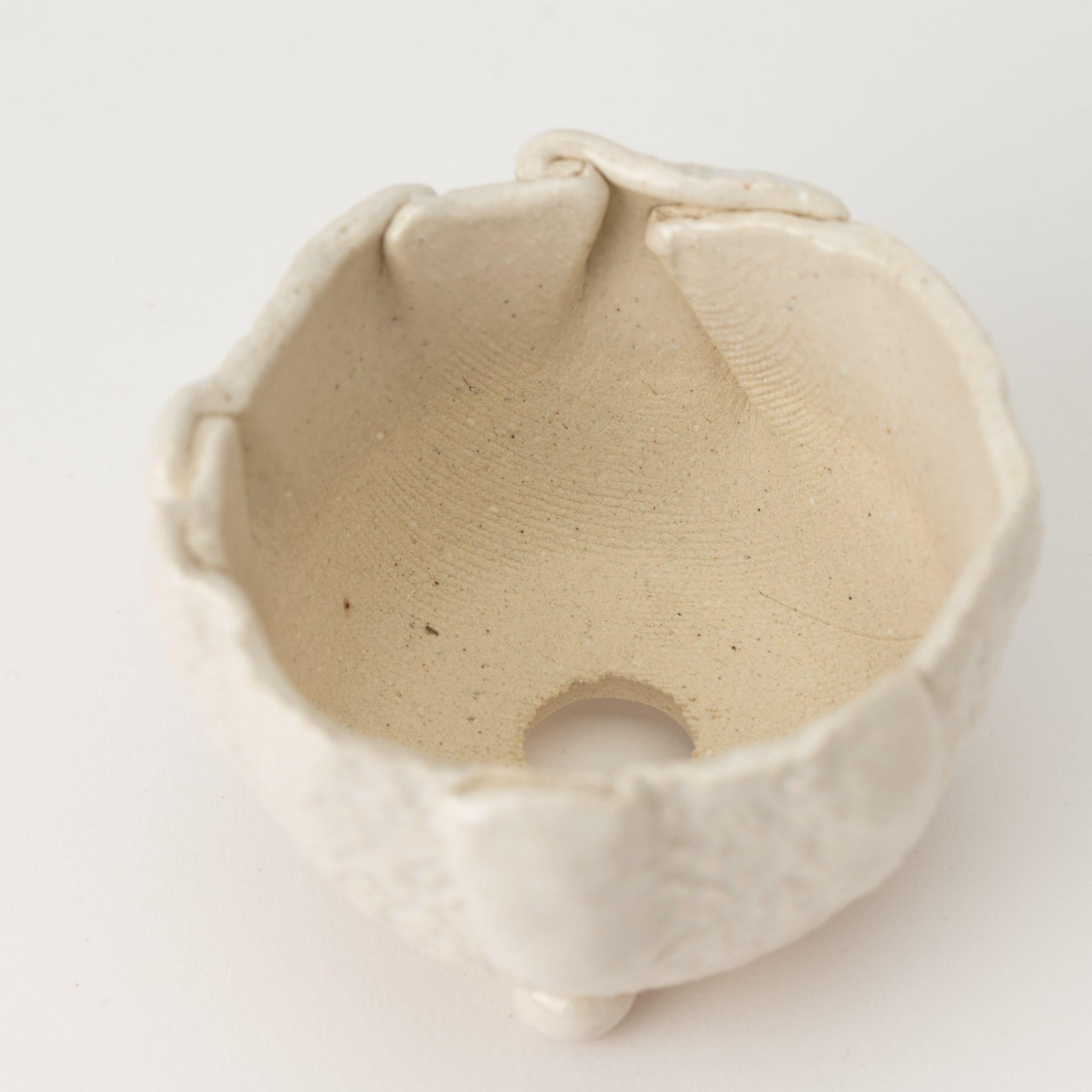 Naginowa White Rounded BANKO Ware Japanese Bonsai Pot 3.3 in.