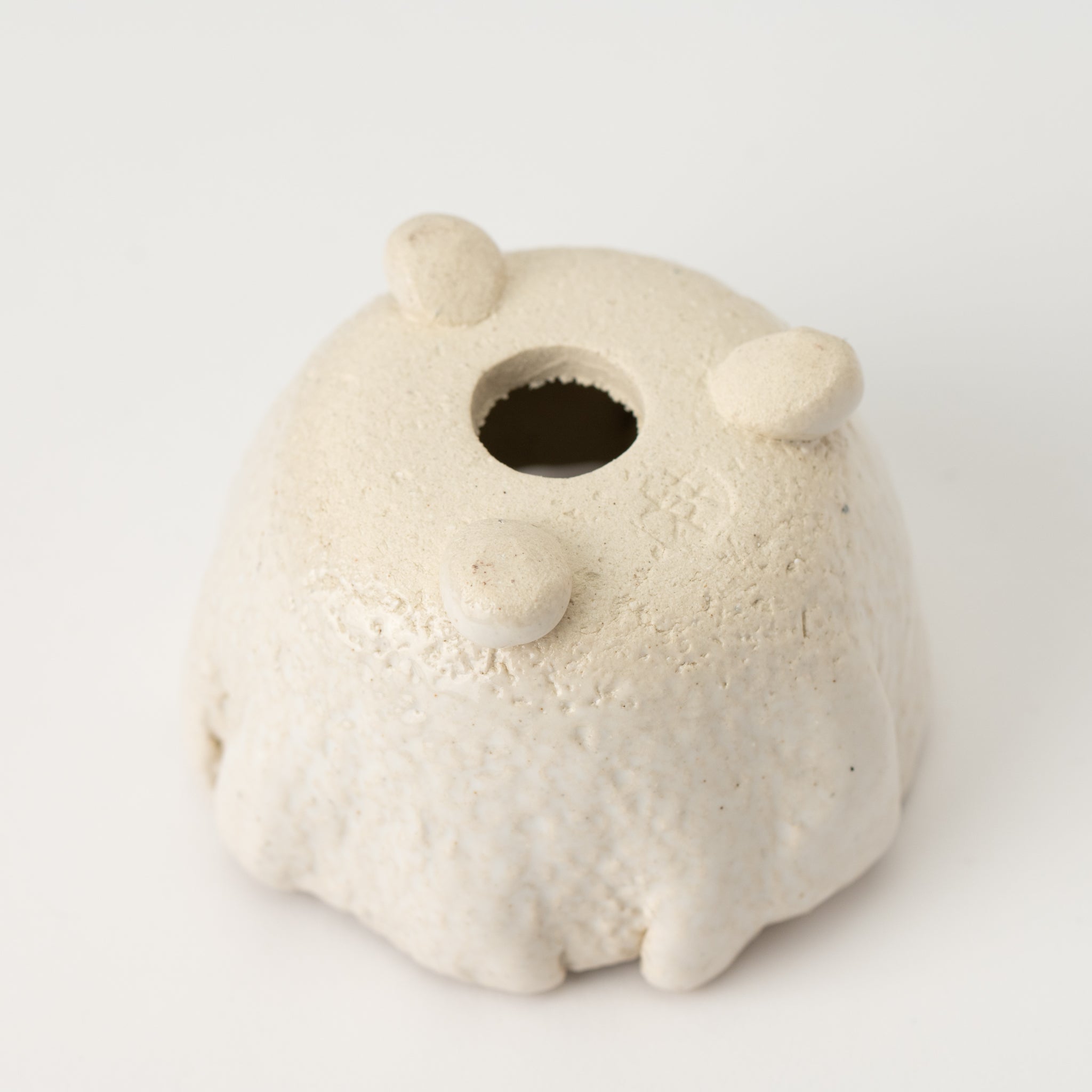 Naginowa White Rounded BANKO Ware Japanese Bonsai Pot 3.3 in.