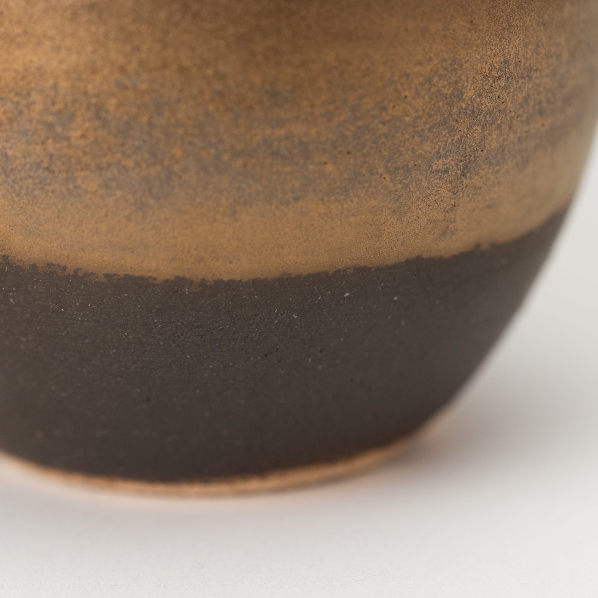 Naginowa Shigaraki Ware Gold Japanese Bonsai Pot