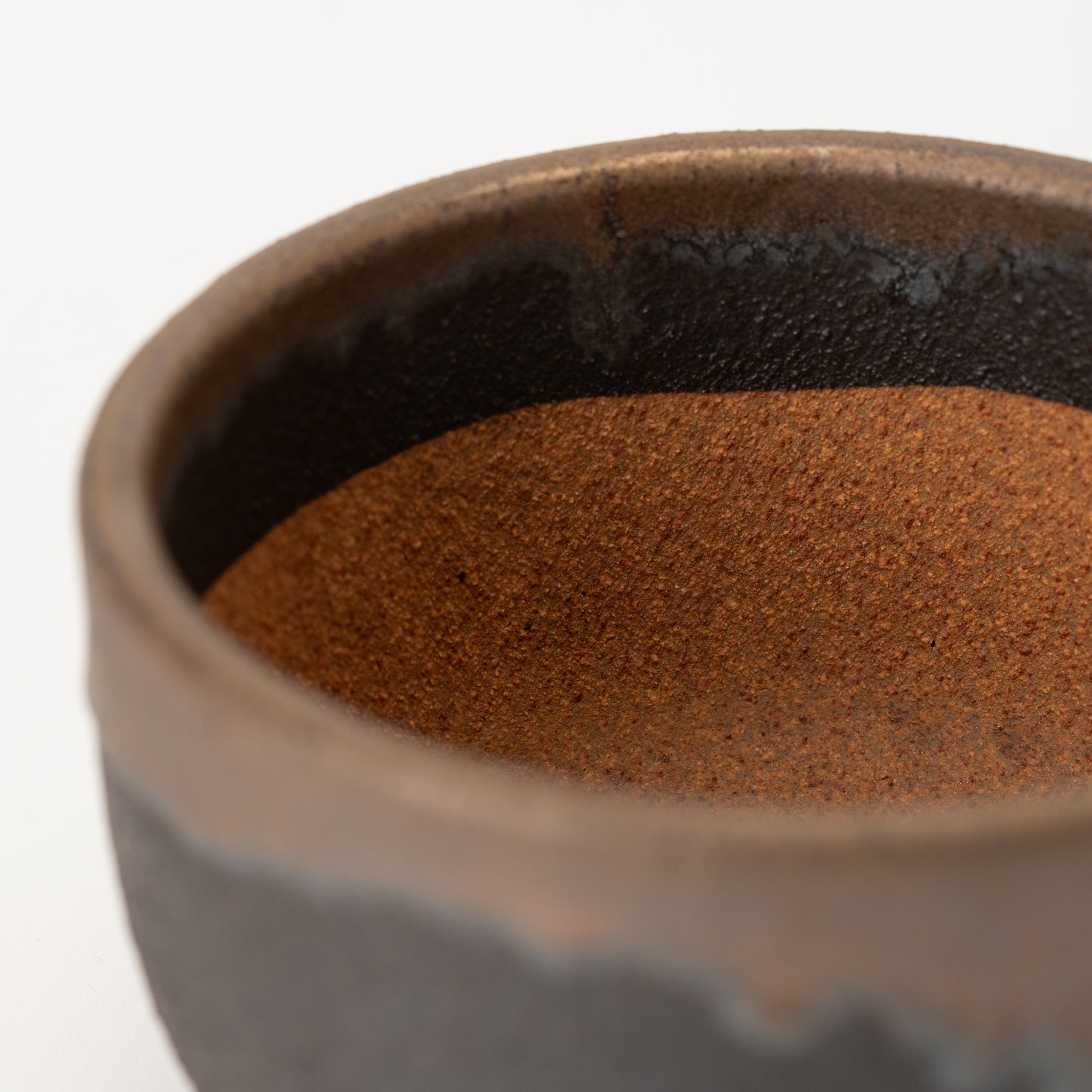 Naginowa Shigaraki Ware Gold Rust Round Japanese Bonsai Pot