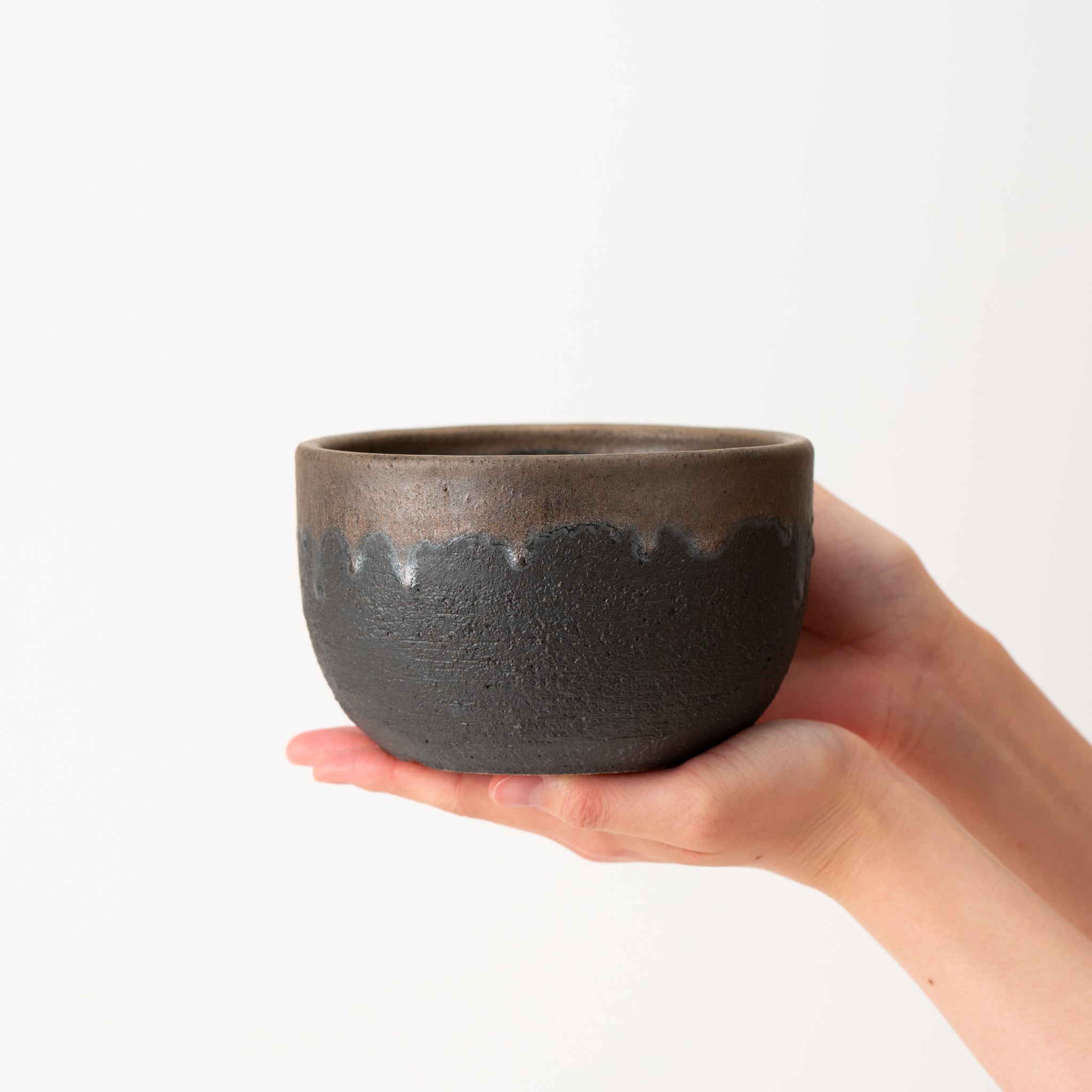 Naginowa Shigaraki Ware Gold Rust Round Japanese Bonsai Pot