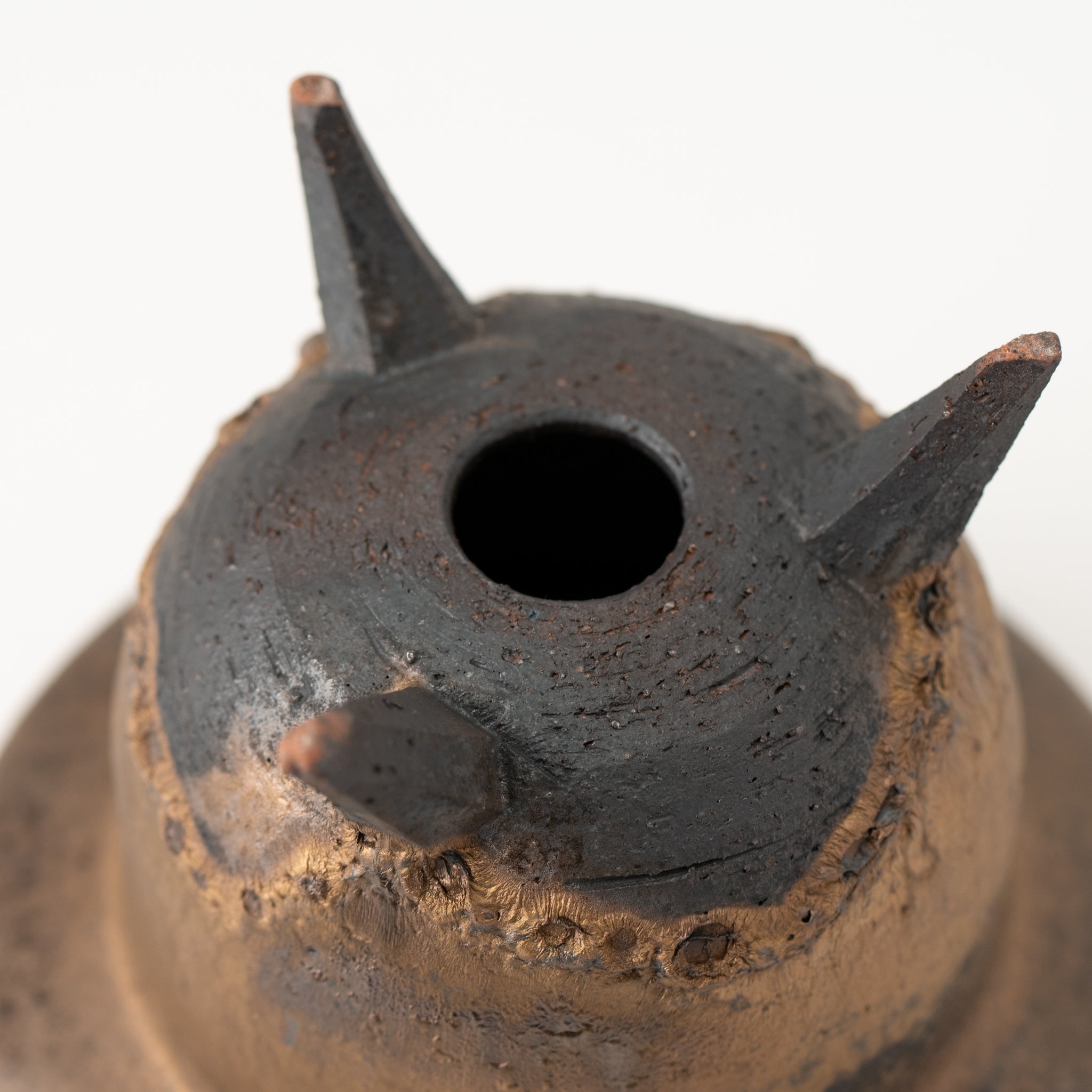 Naginowa Shigaraki Ware Gold Rust with High Legs Japanese Bonsai Pot