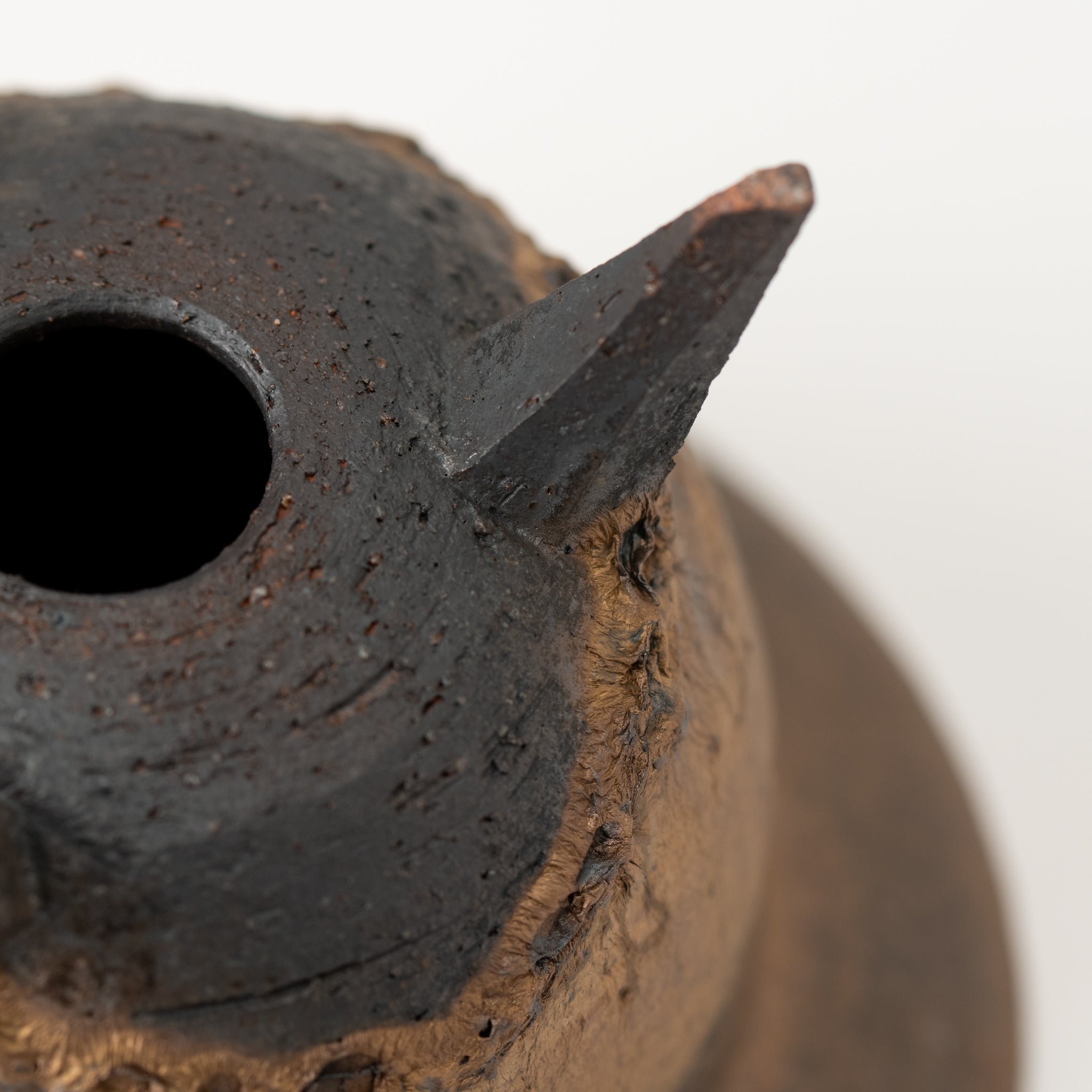 Naginowa Shigaraki Ware Gold Rust with High Legs Japanese Bonsai Pot