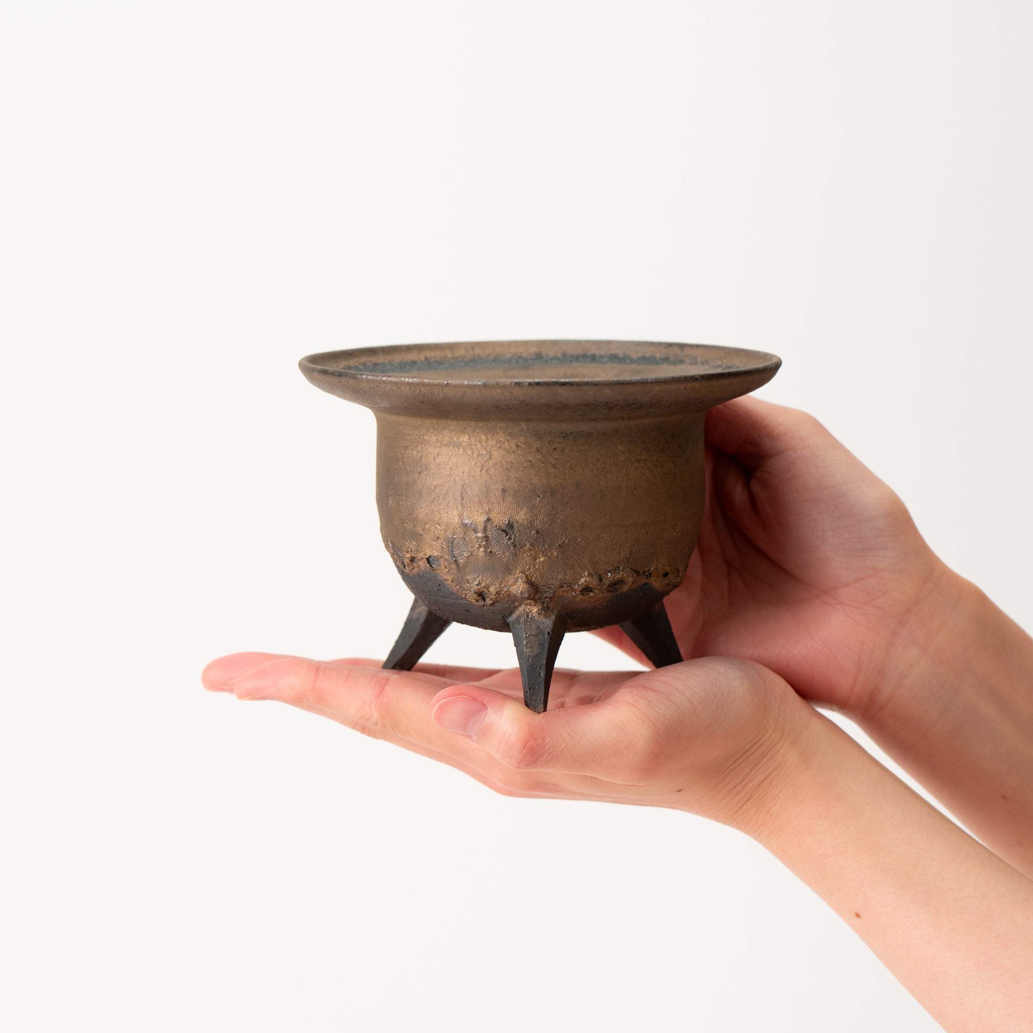 Naginowa Shigaraki Ware Gold Rust with High Legs Japanese Bonsai Pot