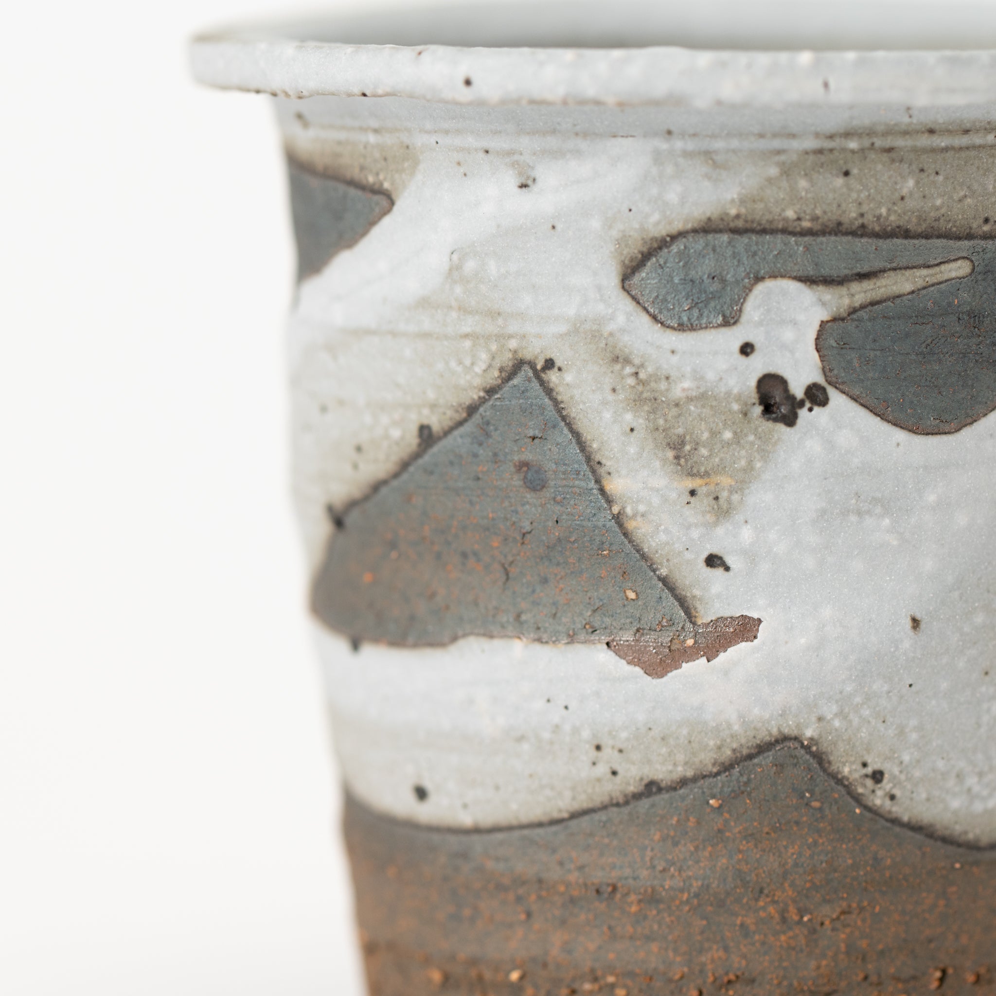 Naginowa Shigaraki Ware White Rust Deep Circle 1 Japanese Bonsai Pot 4.9 in.