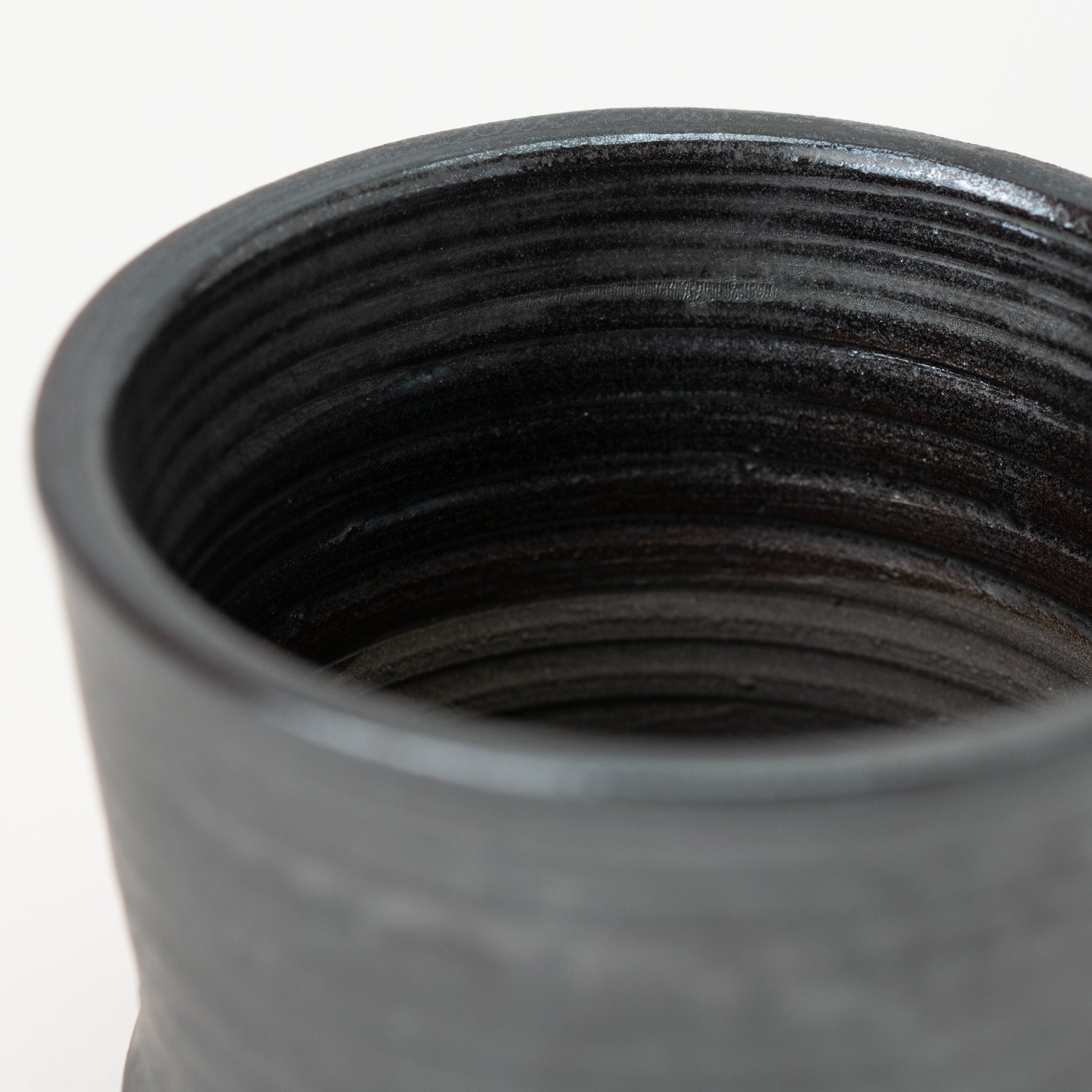 Naginowa Shigaraki Ware Mangan Glaze with Rim Japanese Bonsai Pot 3.5 in.