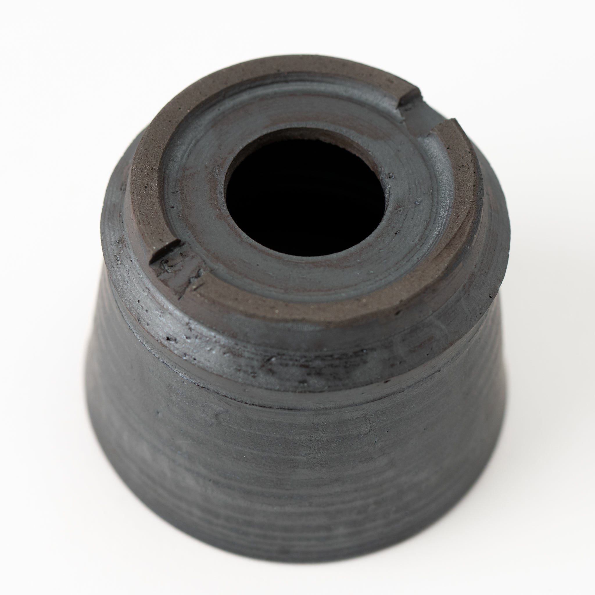 Naginowa Shigaraki Ware Mangan Glaze with Rim Japanese Bonsai Pot 3.5 in.