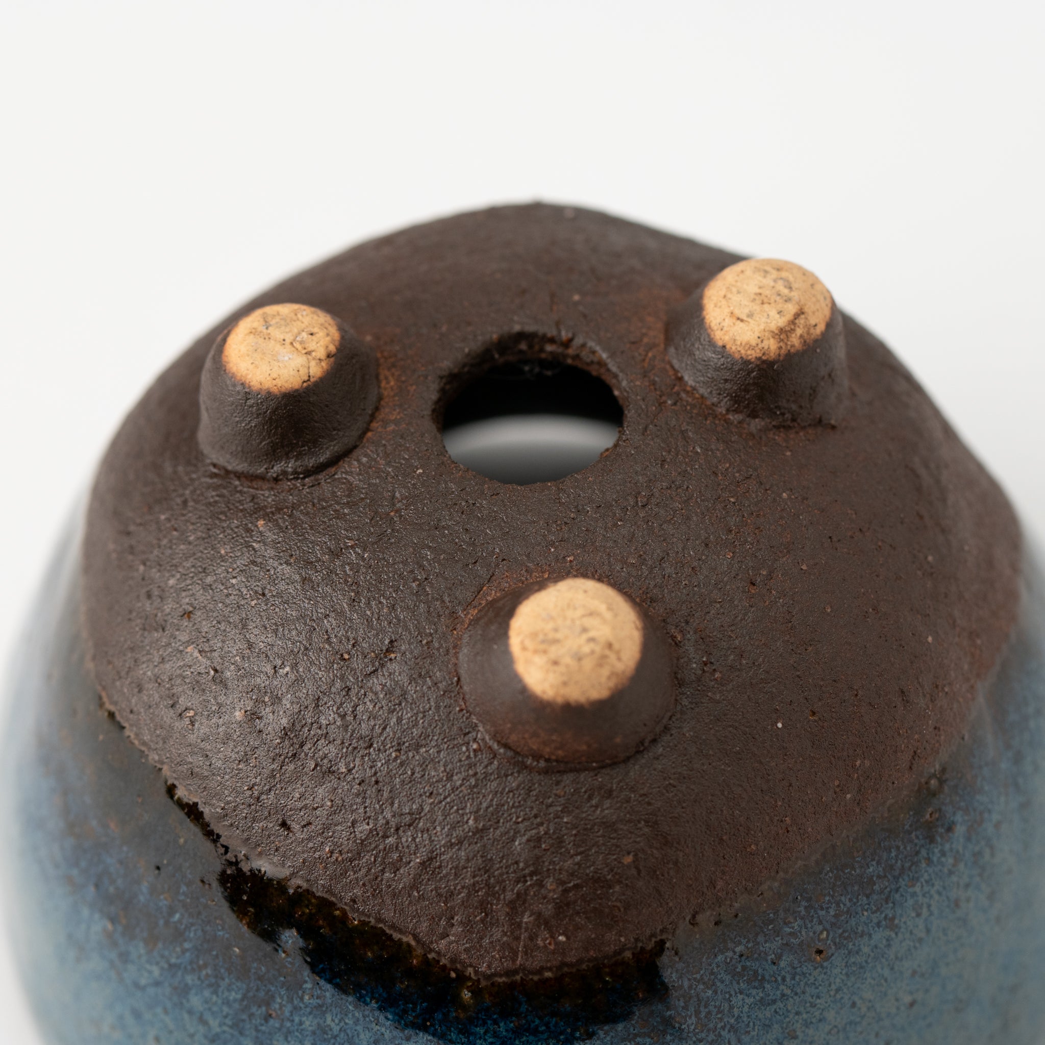 Naginowa Shigaraki Baby Triple Legged Ware Japanese Bonsai Pot 4.5 in.