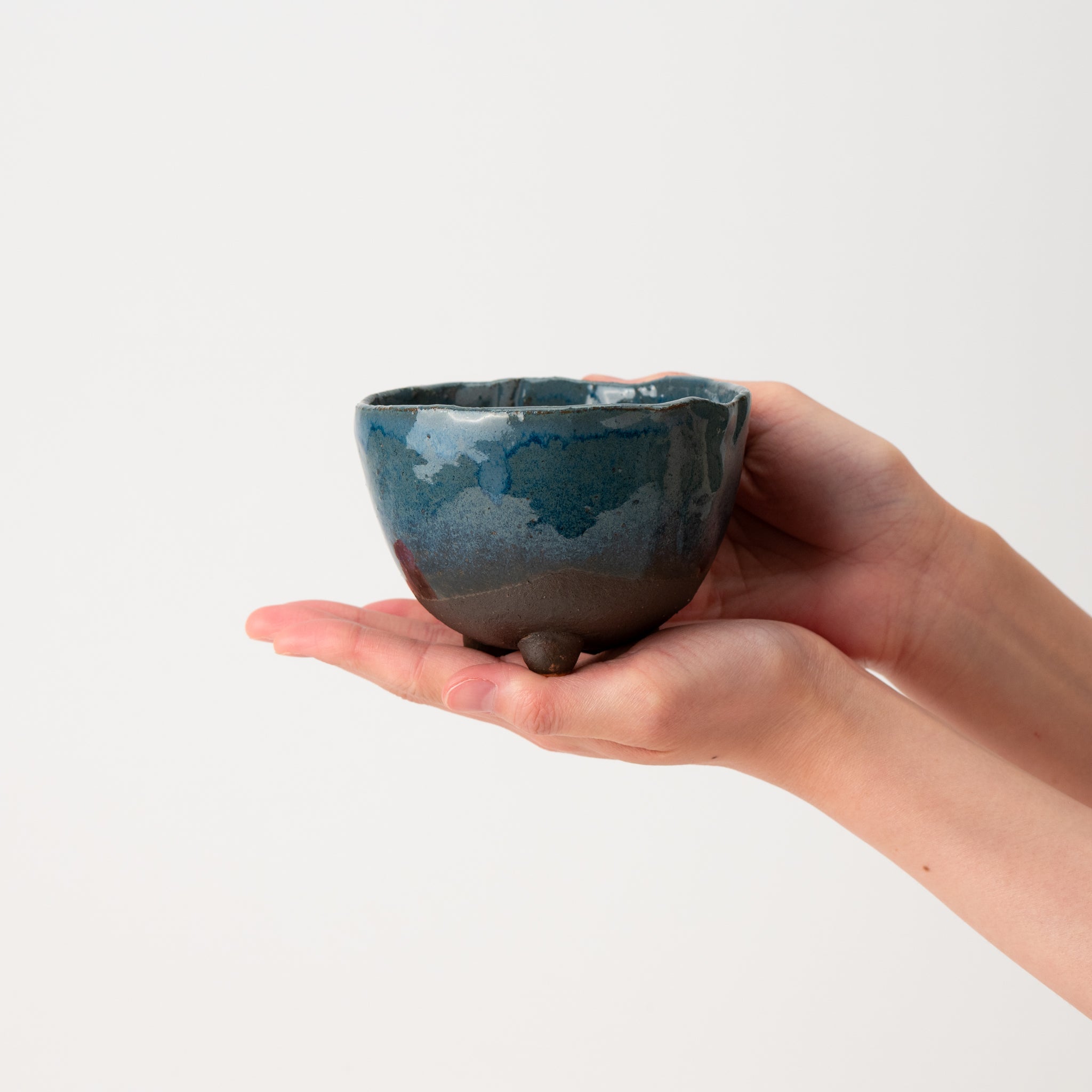 Naginowa Shigaraki Baby Triple Legged Ware Japanese Bonsai Pot 4.5 in.