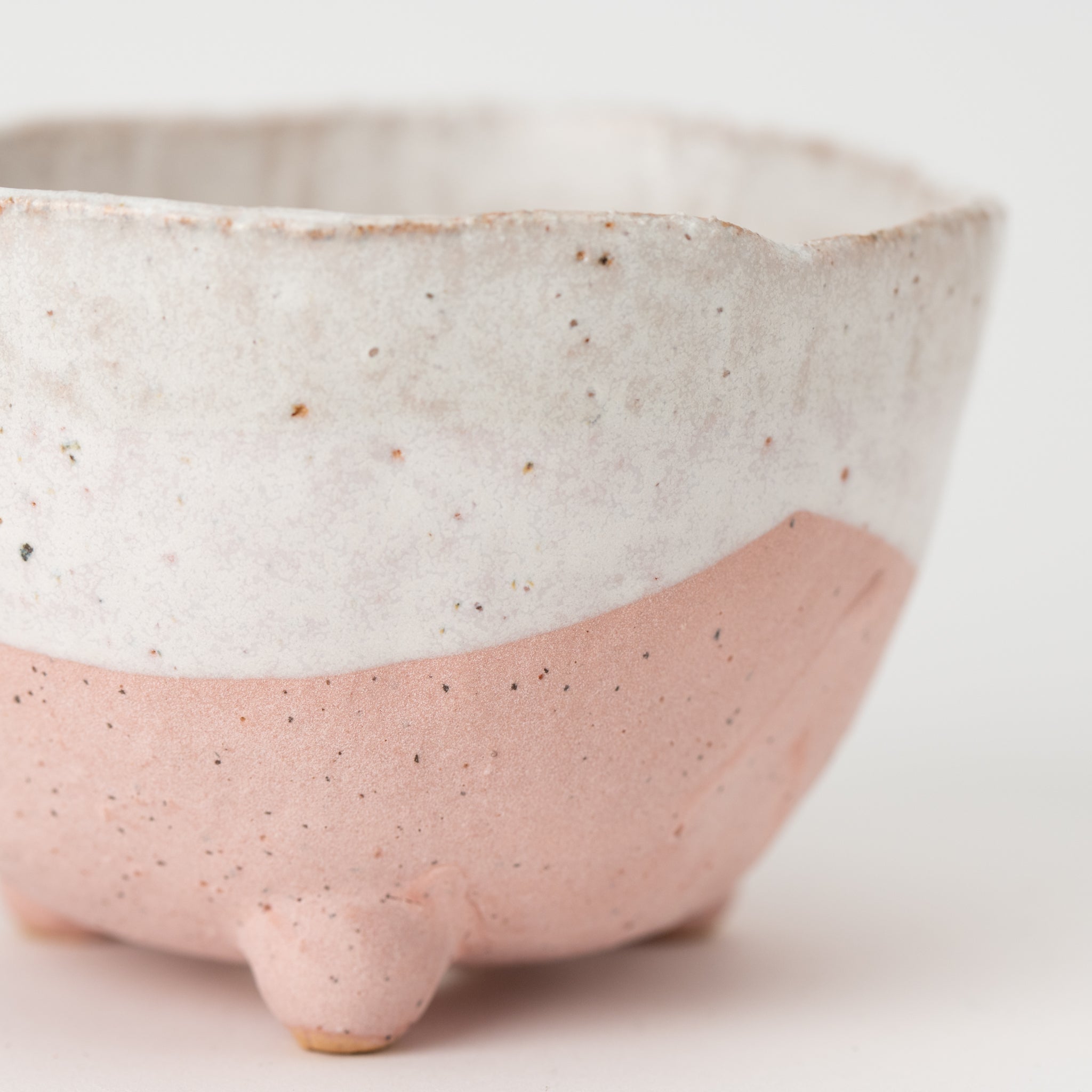 Naginowa Shigaraki Ware Pink Tripple Legged Japanese Bonsai Pot 4.5 in.