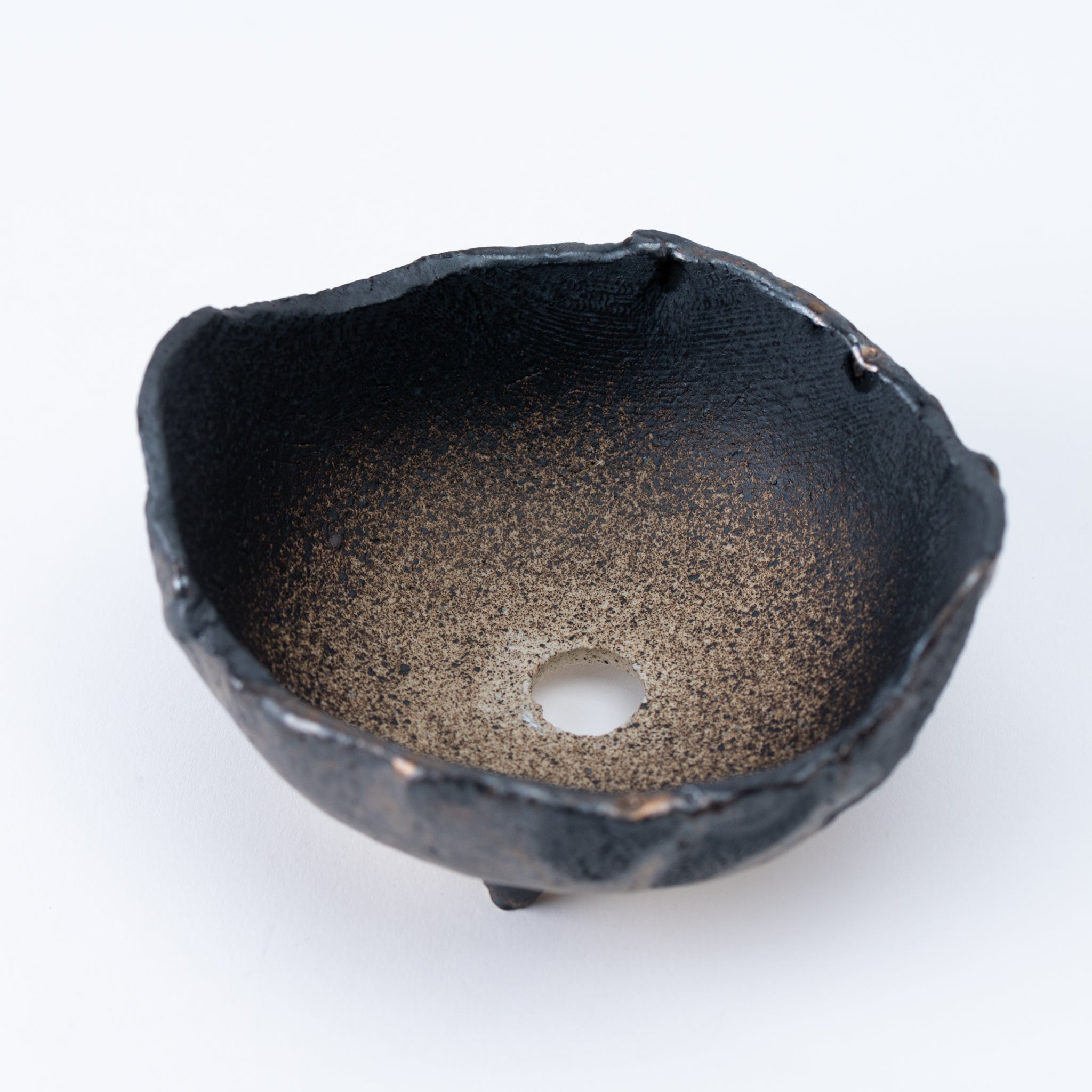 NAGINOWA Black Gold Two Horns BANKO Ware Japanese Bonsai Pot 4.78 in.