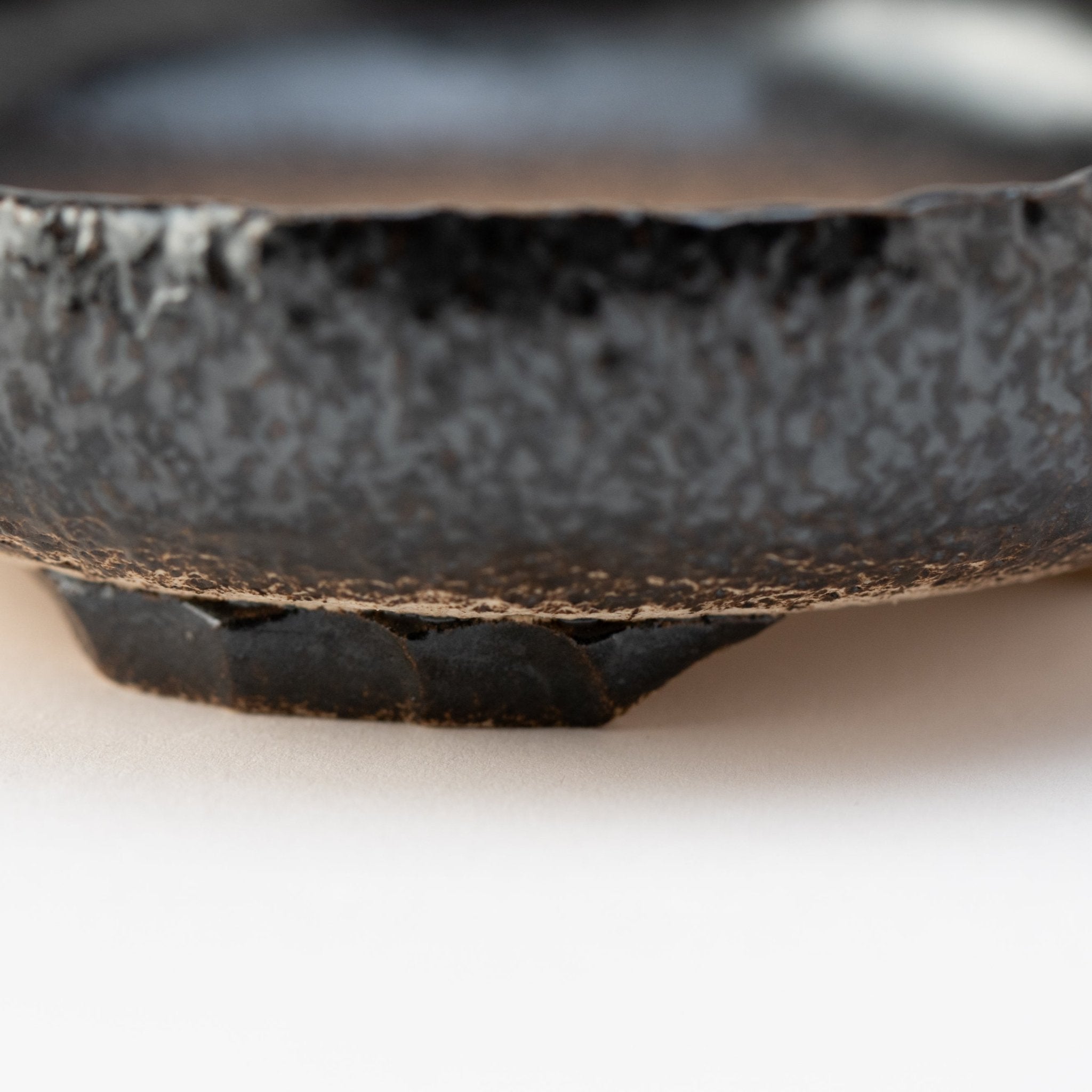 Naginowa Black sround shape BANKO Ware Japanese Bonsai Pot 4.7in.