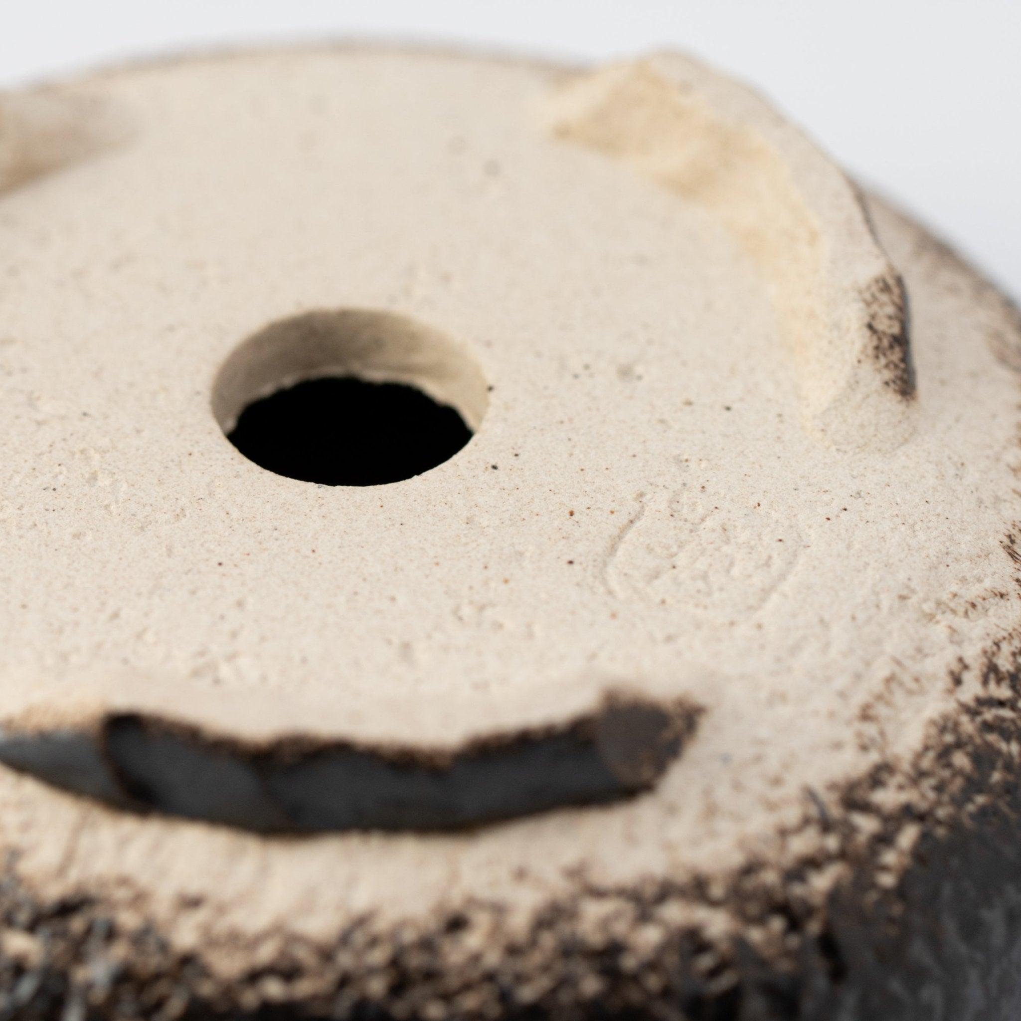 Naginowa Black sround shape BANKO Ware Japanese Bonsai Pot 4.7in.