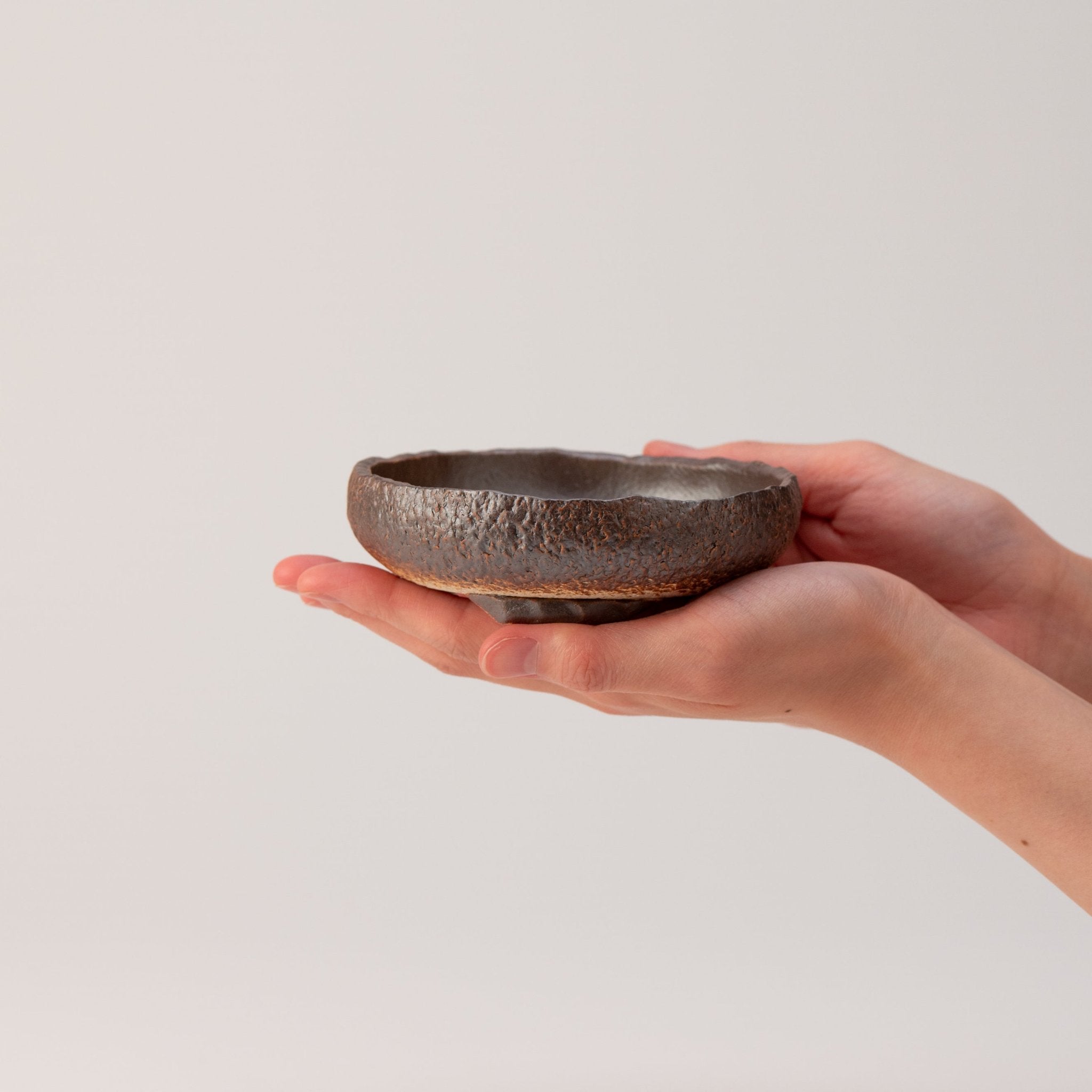 Naginowa Brown sround shape BANKO Ware Japanese Bonsai Pot 4.7in.