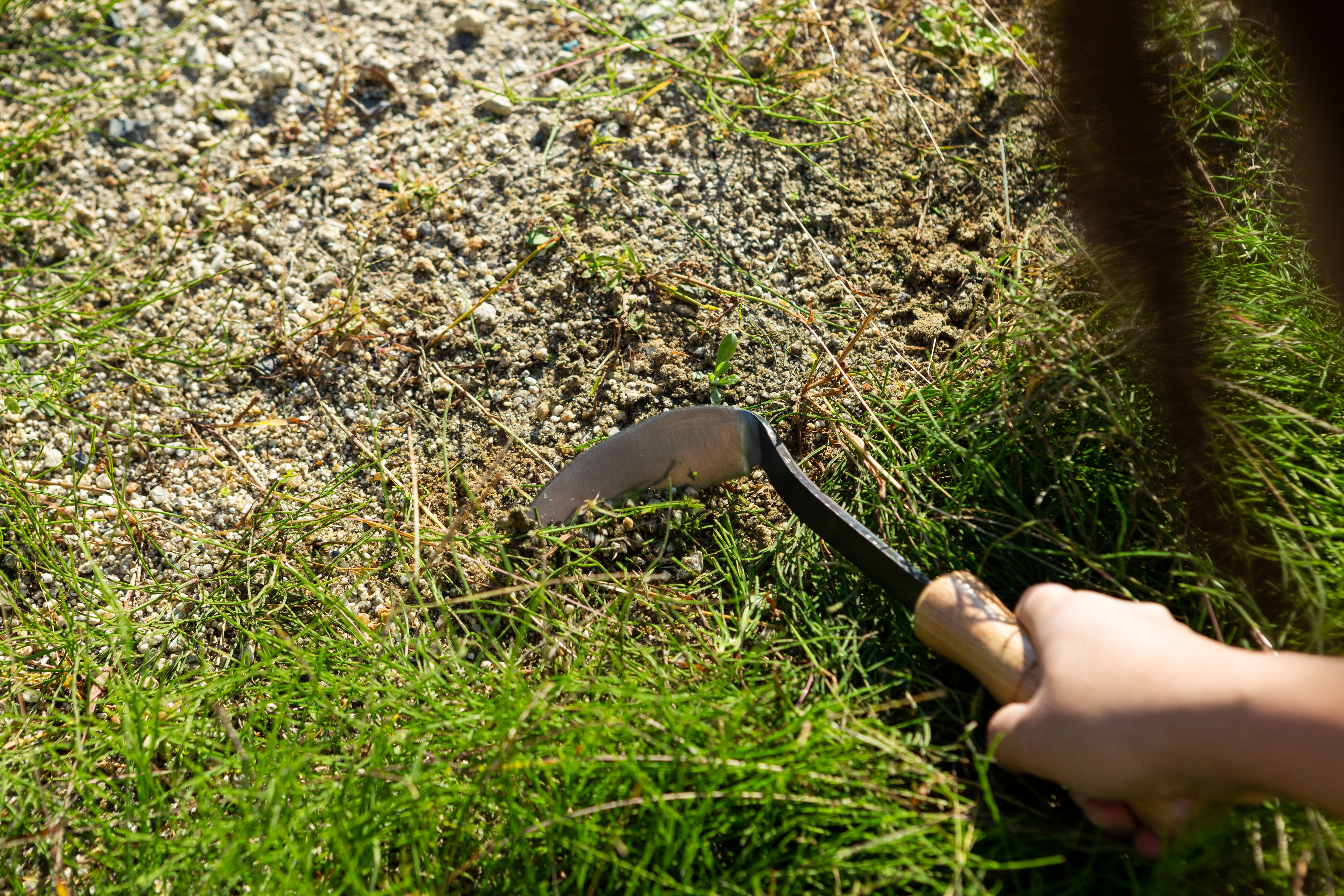 Nasu Kana Scraper, Hand Hoe for Gardening - Japanese Gardening Tools