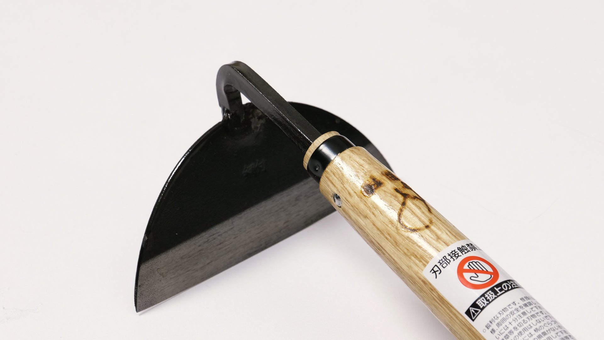 Nasu Flat Scraper (One-Handed Cut Grass Cutter) - Japanese Gardening Tools