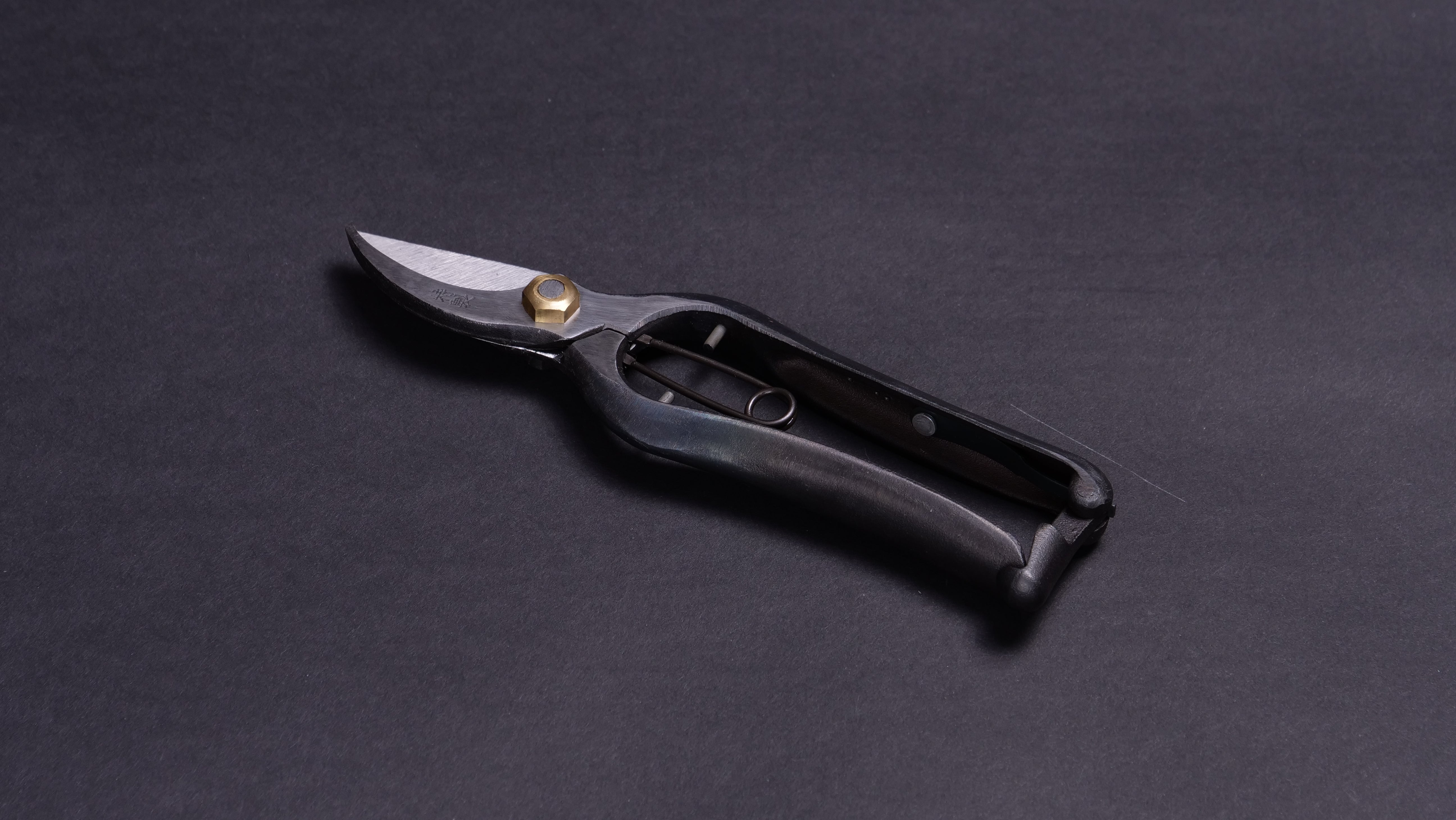 Nasu Pruning Shears 7.09 in (180 mm) - Japanese Gardening Tools