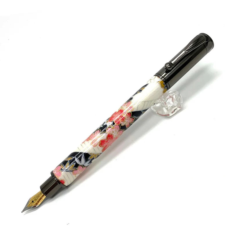 F-style Miyabina Mino Washi Yuzen Pattern Magnet Cap Fountain Pen Weeping Cherry Blossom/Red TWM2318