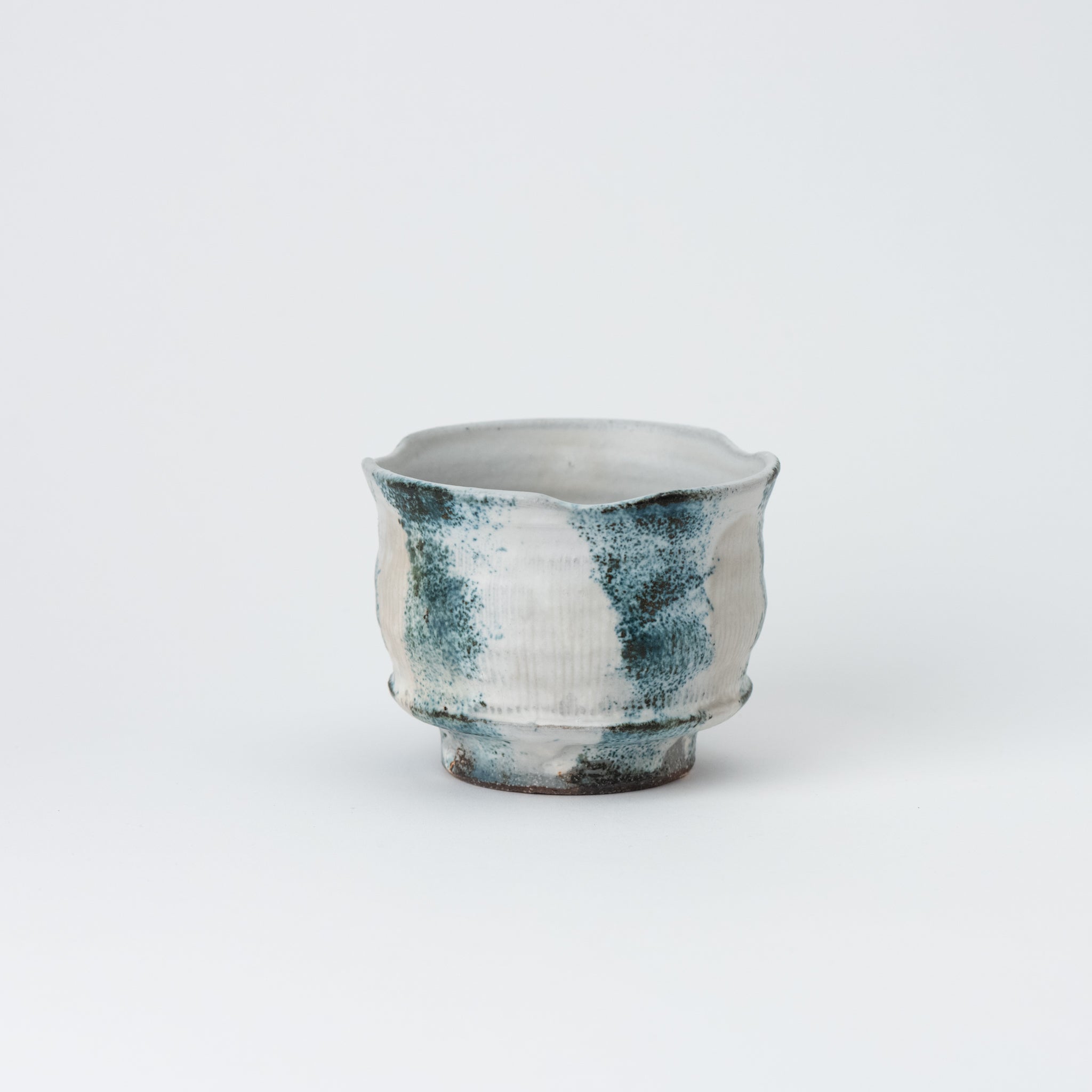 Naginowa Shigaraki Ware Gosu Naburi Sake Cup