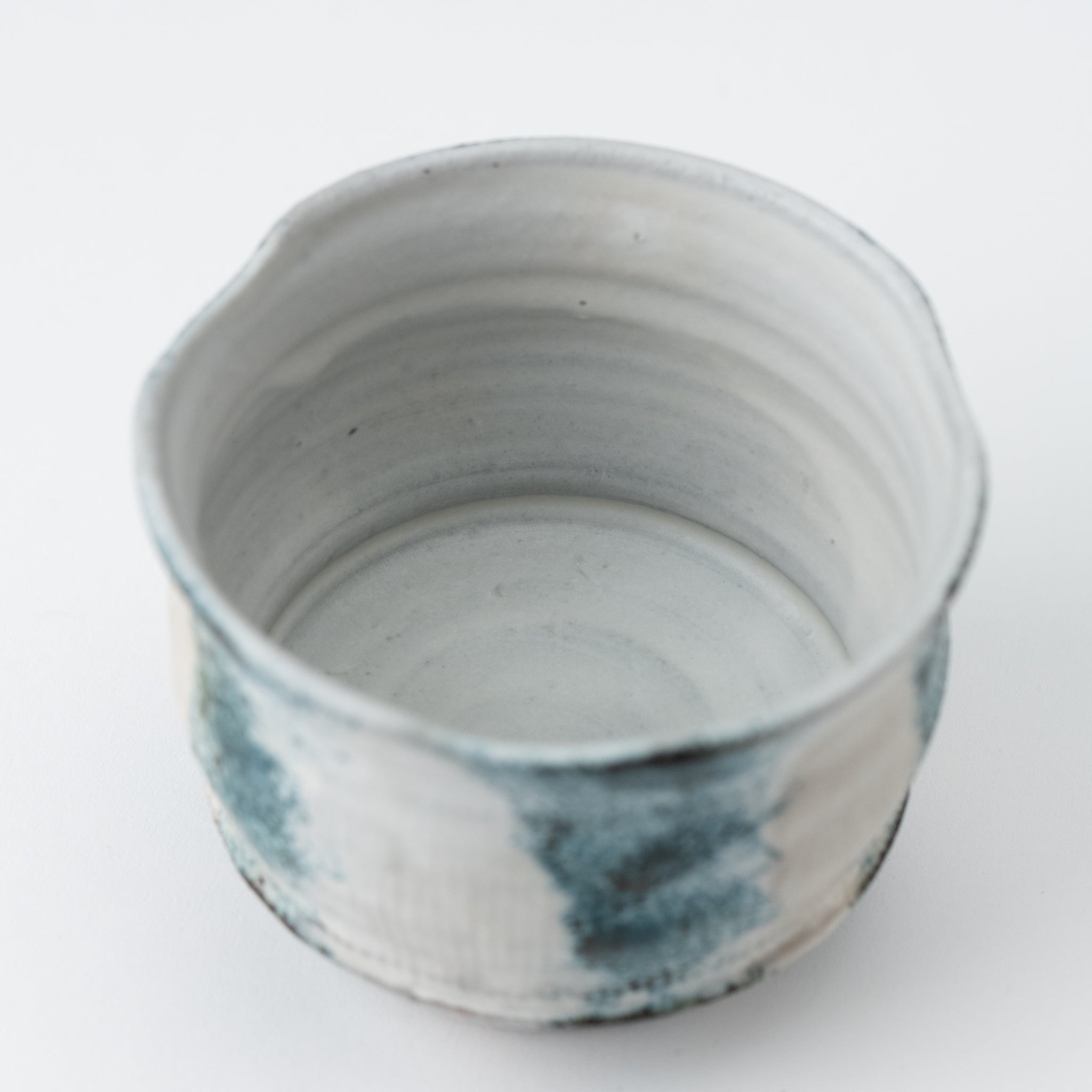 Naginowa Shigaraki Ware Gosu Naburi Sake Cup