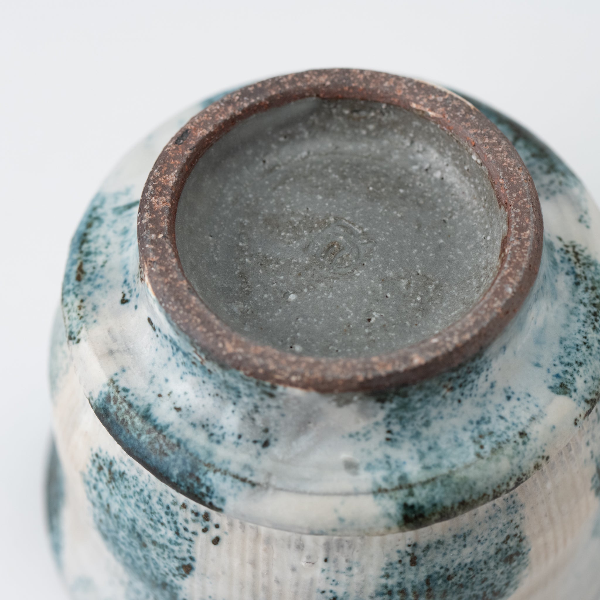 Naginowa Shigaraki Ware Gosu Naburi Sake Cup