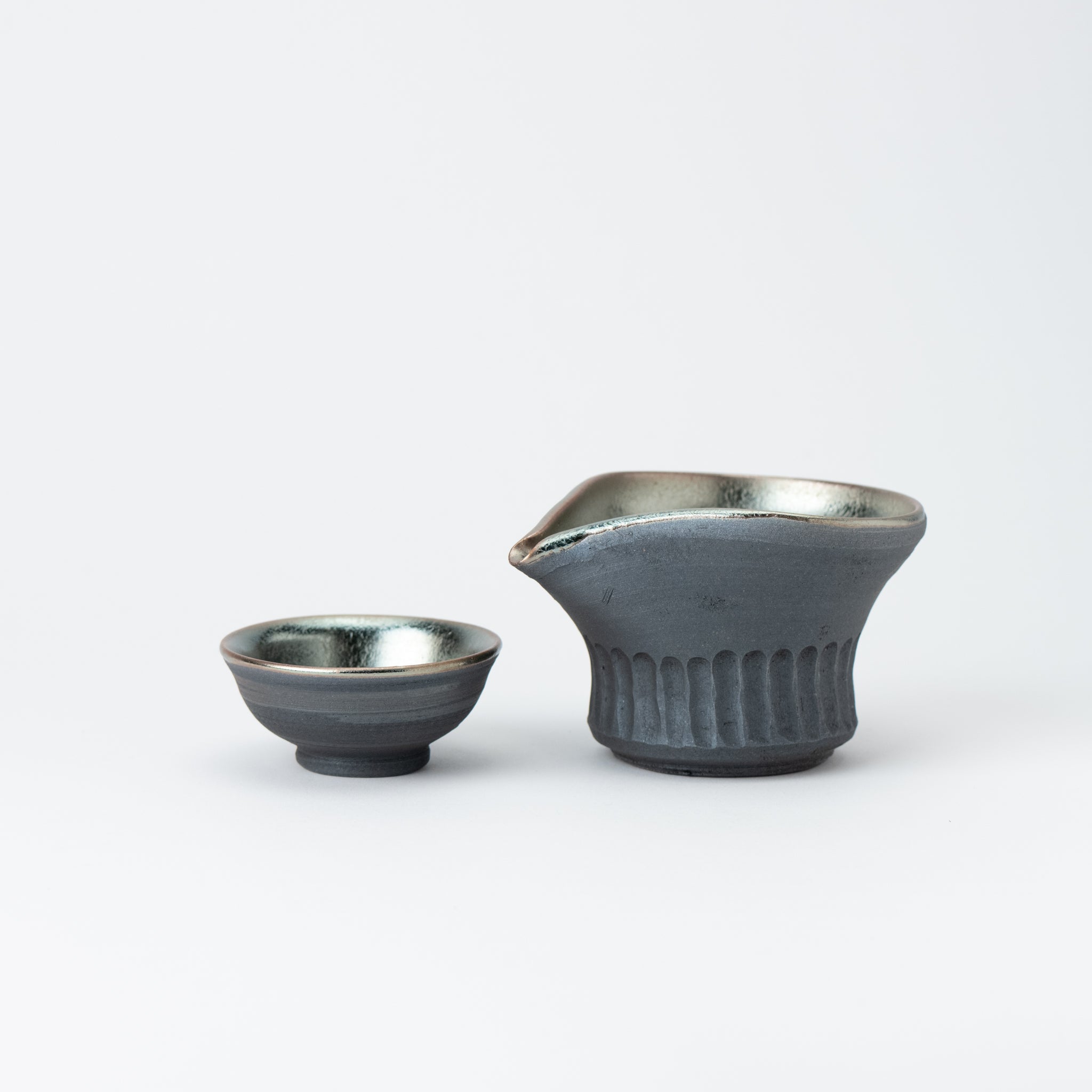 Naginowa Shigaraki Ware Water Mirror Recieving Cup for Sake