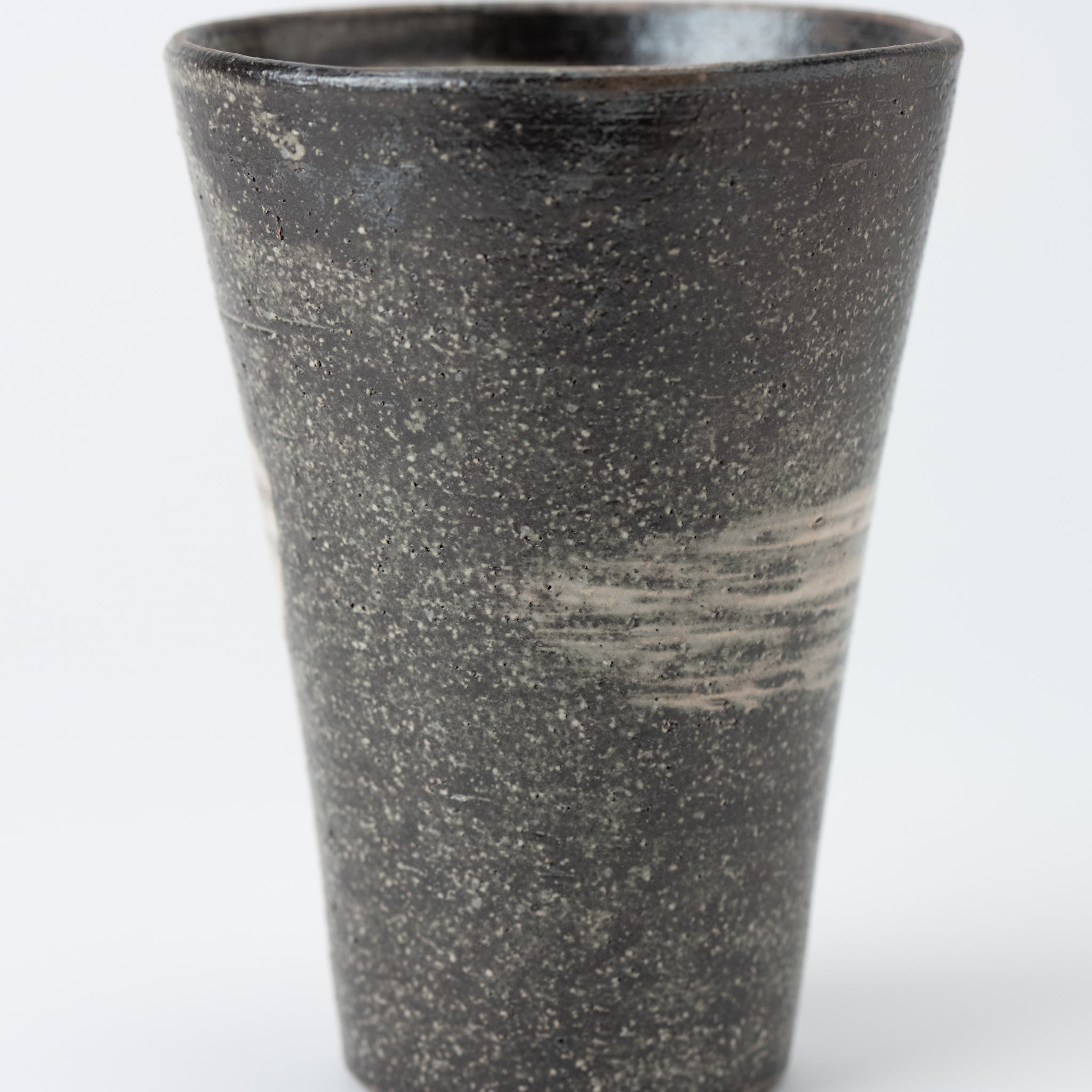 Naginowa Shigaraki Ware Black Shore Long Cup