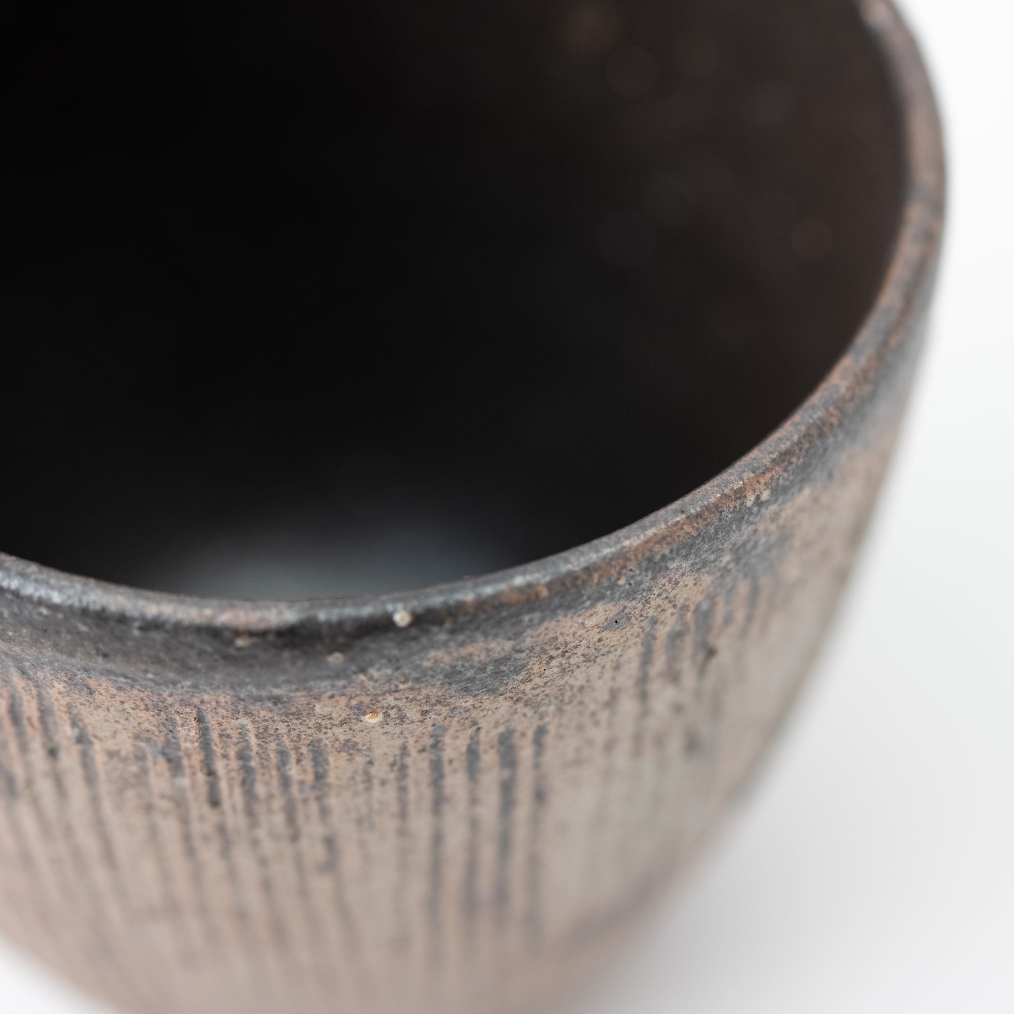 Naginowa Shigaraki Ware Iron Rust Yunomi Cup