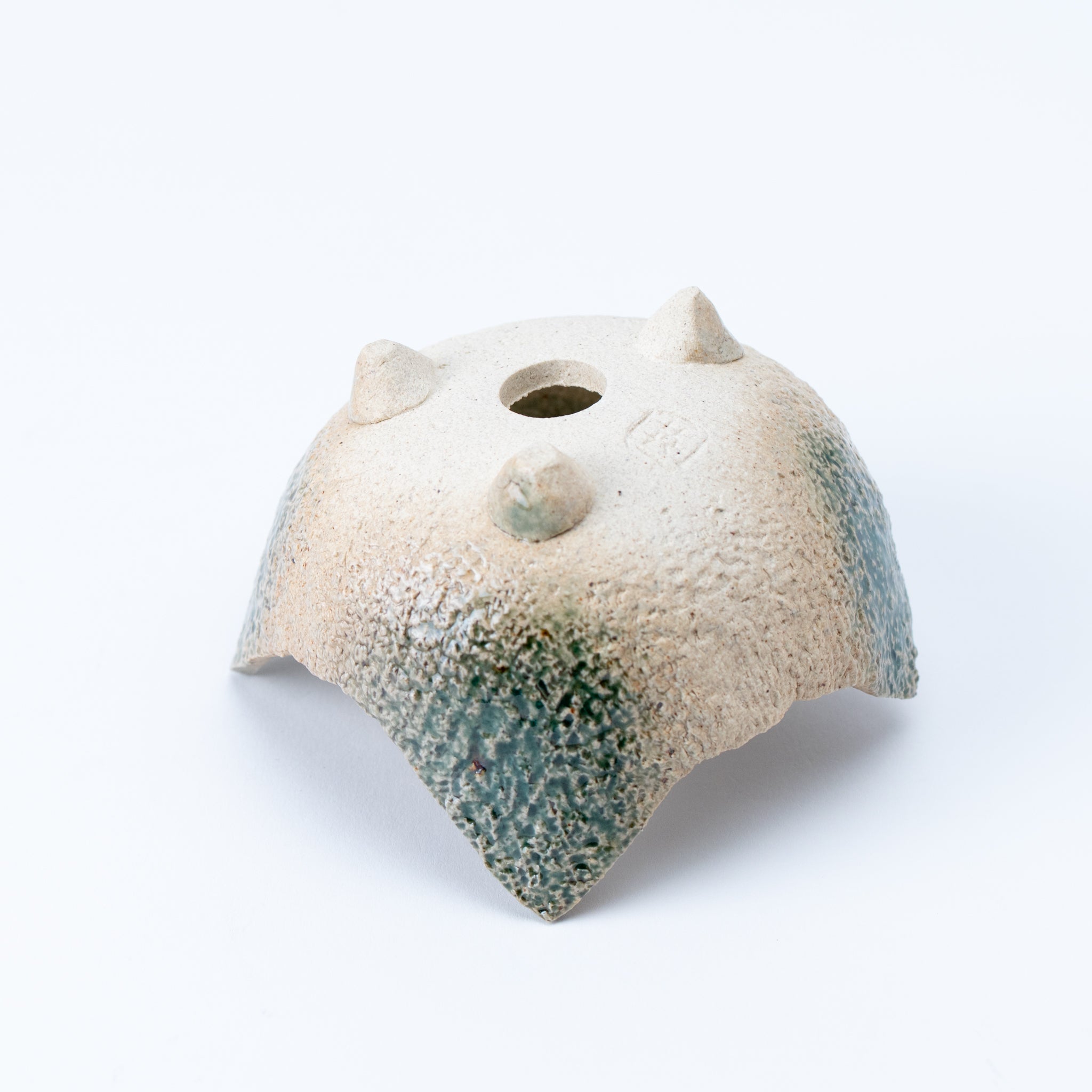 NAGINOWA Beige Green Crown BANKO Ware Japanese Bonsai Pot 4.1 in.