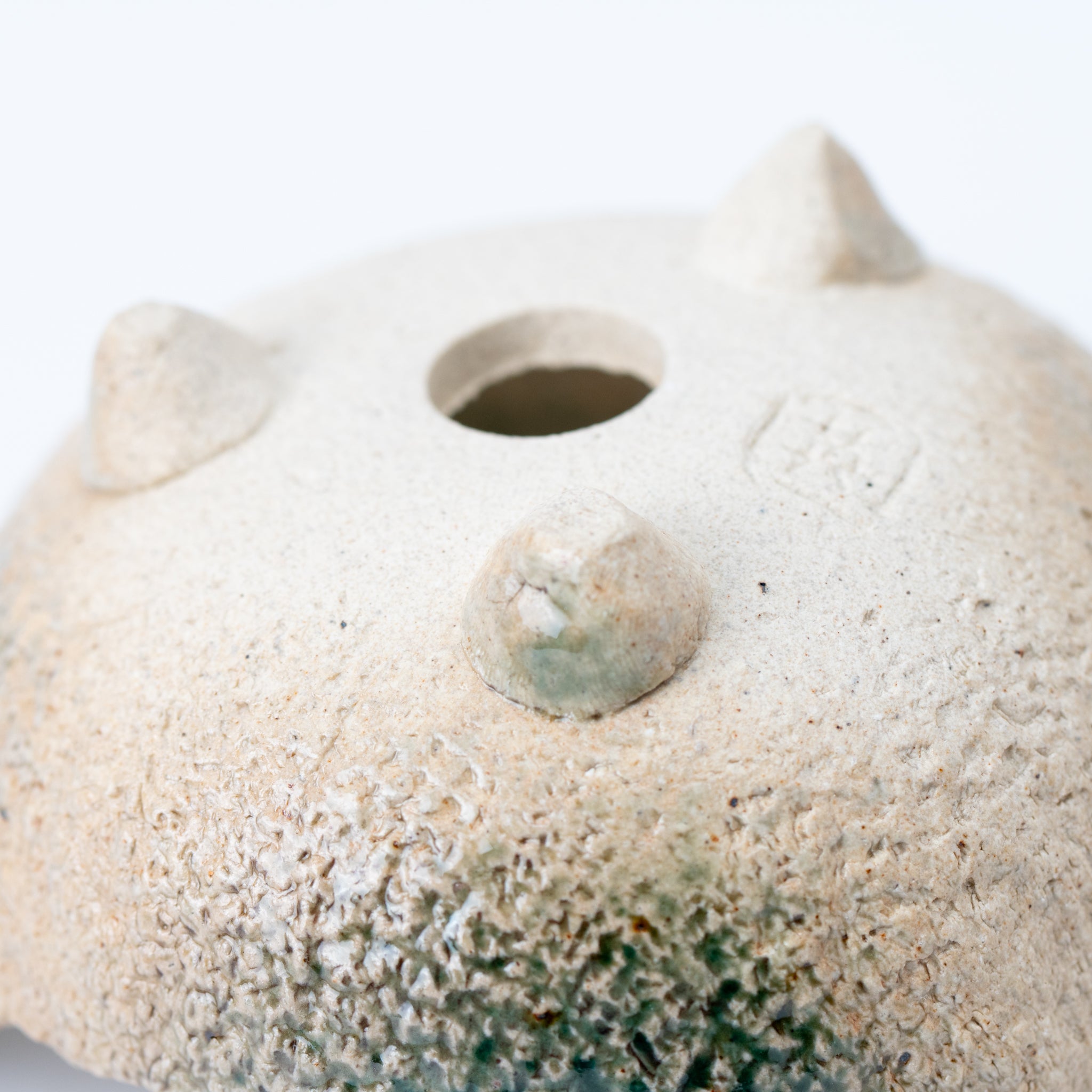 NAGINOWA Beige Green Crown BANKO Ware Japanese Bonsai Pot 4.1 in.