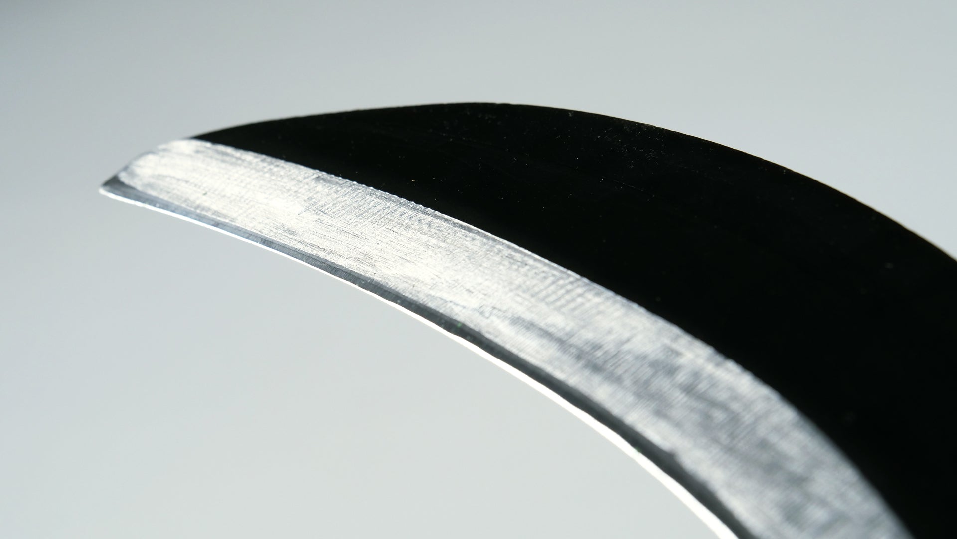 Chikyuma Japanese Weeding Sickle (Medium Blade) 7.09 in (180 mm) - Japanese Gardening Tools
